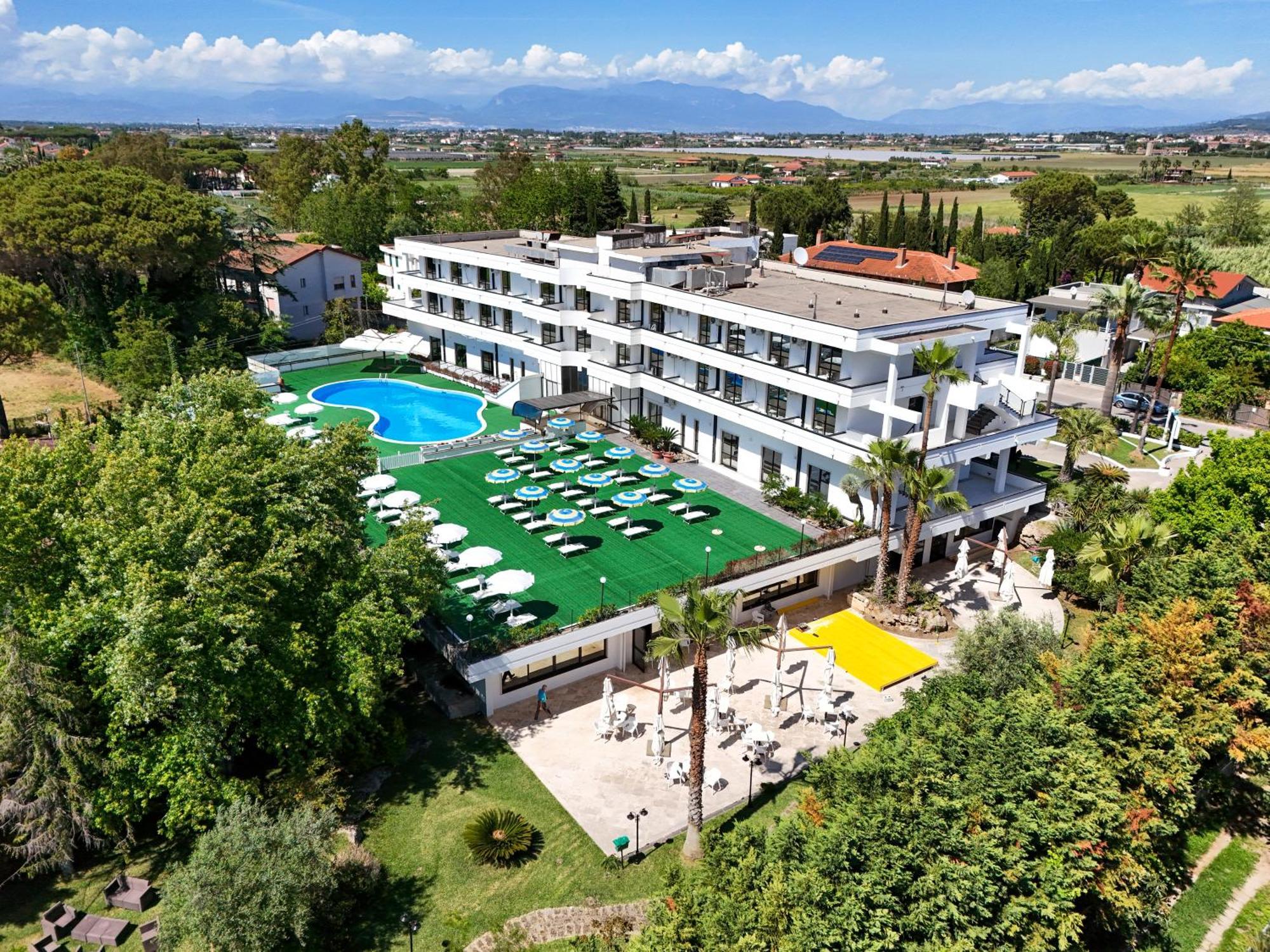 פסטום Hotel Club Clorinda Nuova Gestione 2024 מראה חיצוני תמונה
