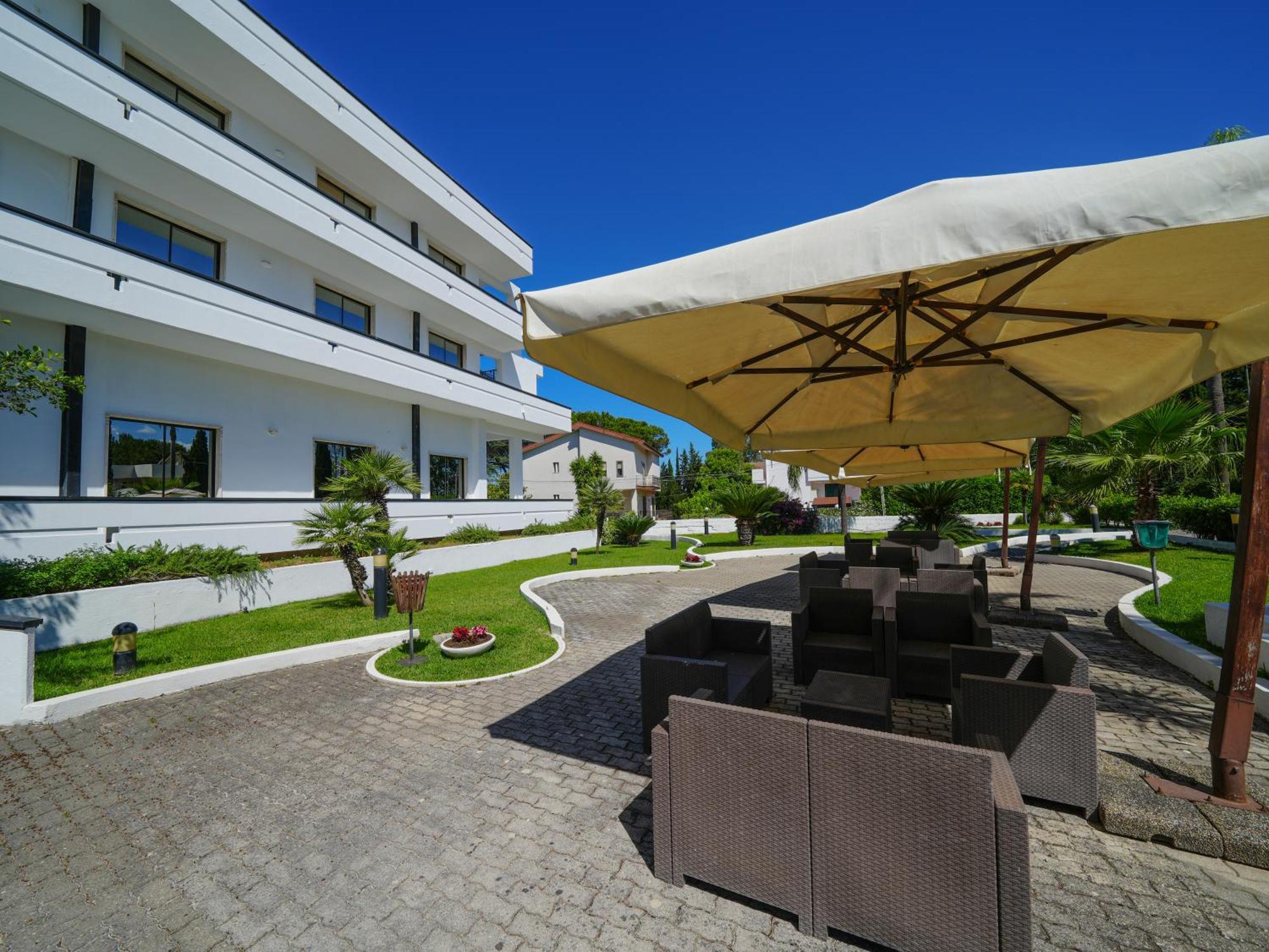 פסטום Hotel Club Clorinda Nuova Gestione 2024 מראה חיצוני תמונה
